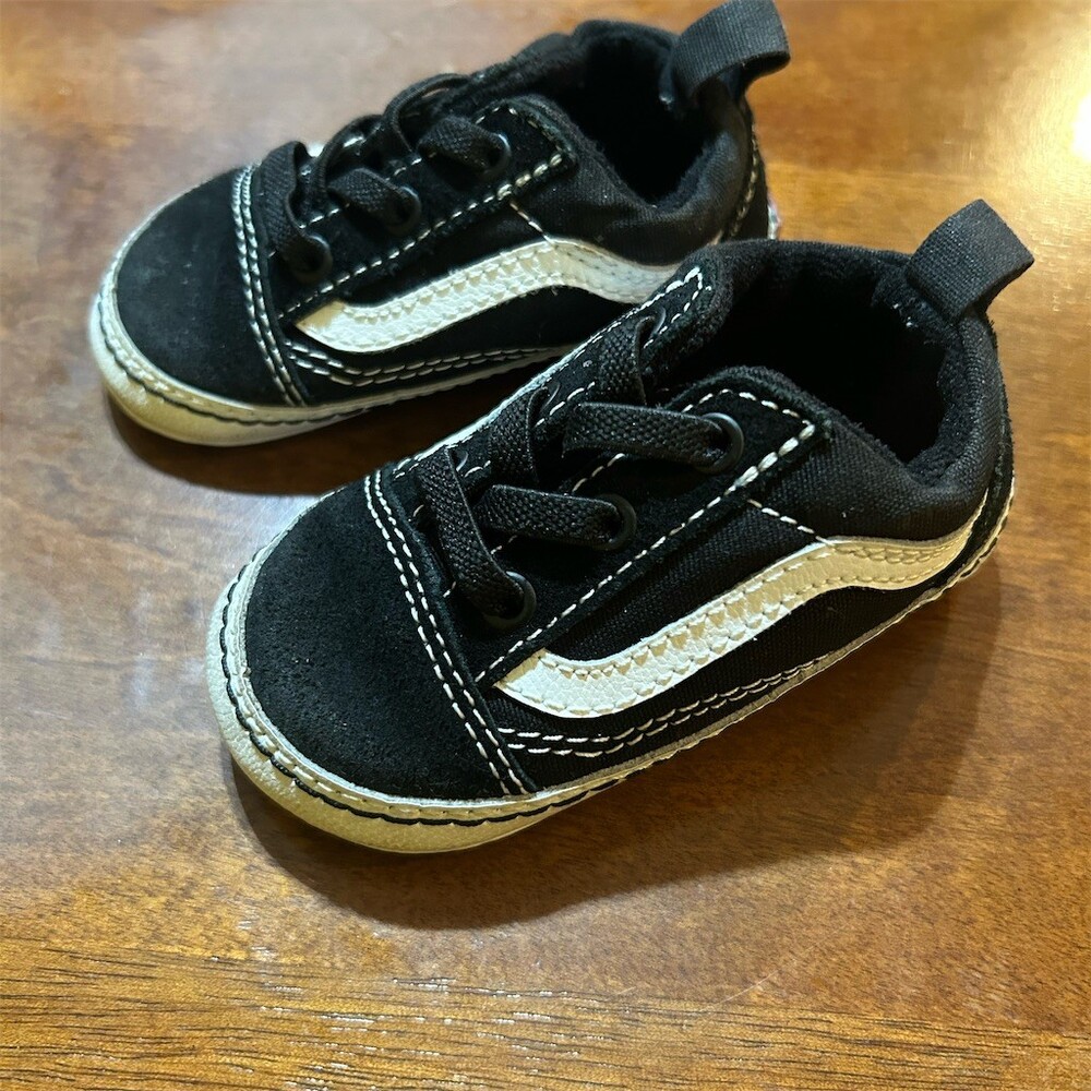 Vans Old Skool Crib Infant Baby Lace-Up Sneakers Black/White Size 4